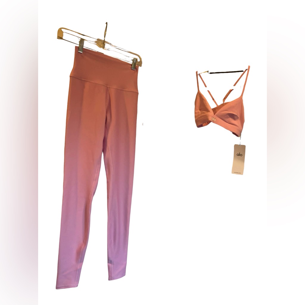 Nwt Alo Yoga Airlift Leggings & Splendor Bra Set Candy Heart Pink Size Xs